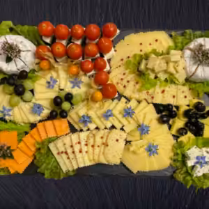 Käseplatten & Präsentkörbe